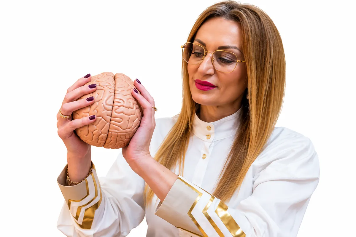 Άντρη Κουτσόφτα – Cosmotherapy Center